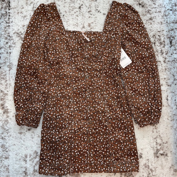 Free People Dresses & Skirts - NEW Free People Button Down Floral Dress